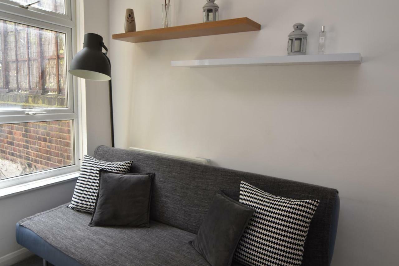 Cozy Apartment In Camden Town Londra Exterior foto